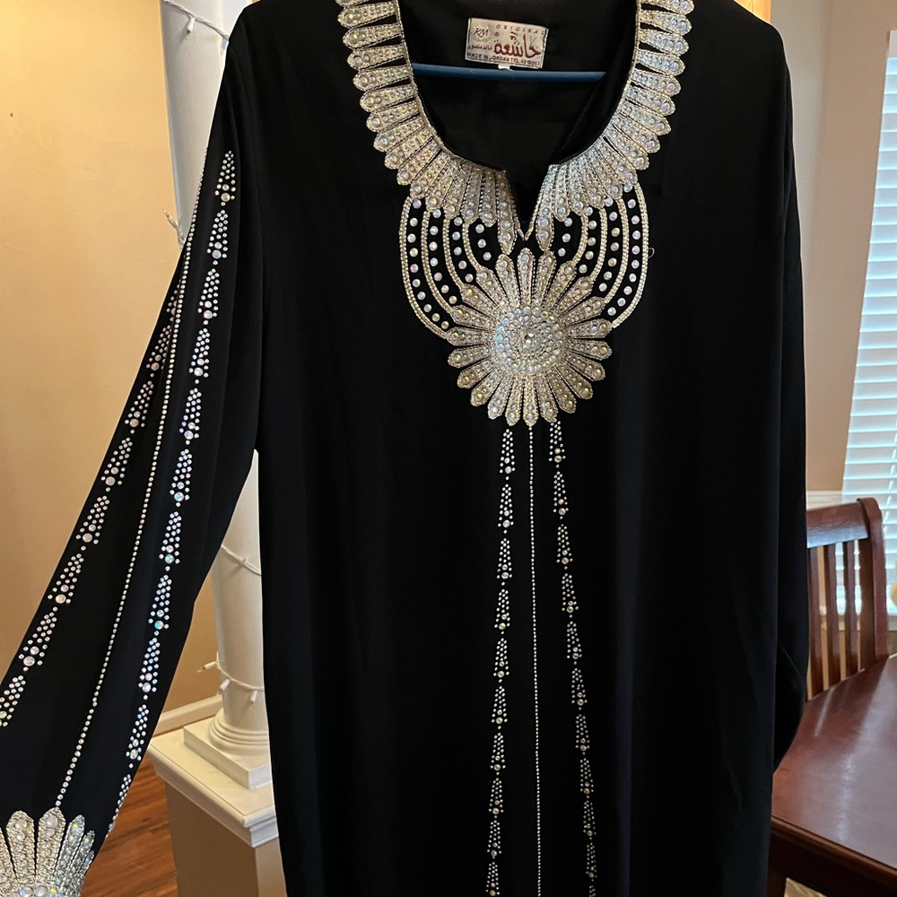 Black and gold abaya